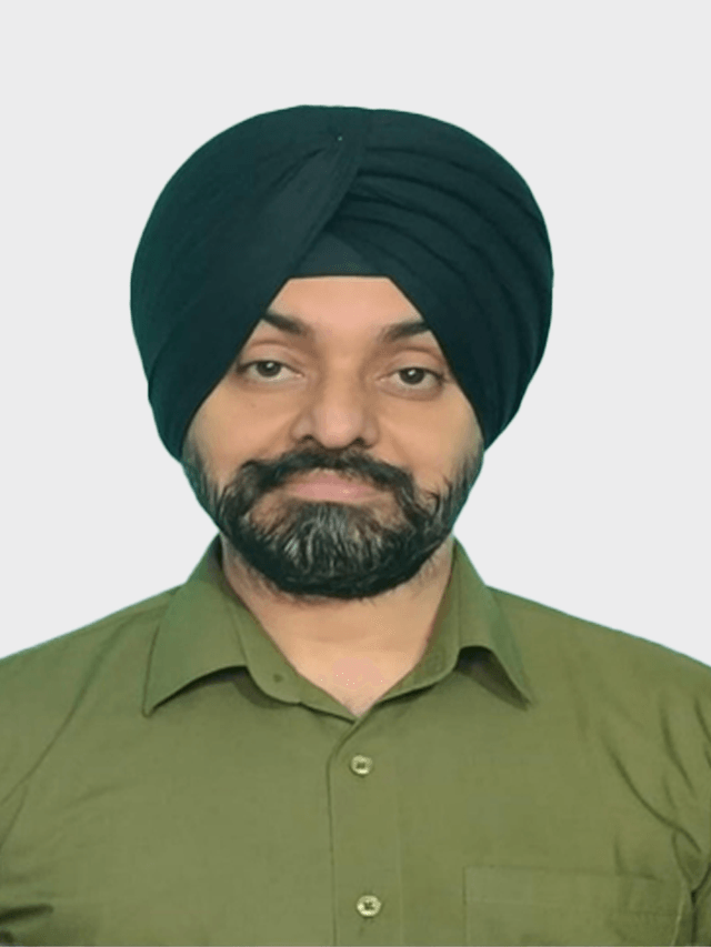 Dr Ravinder Singh image